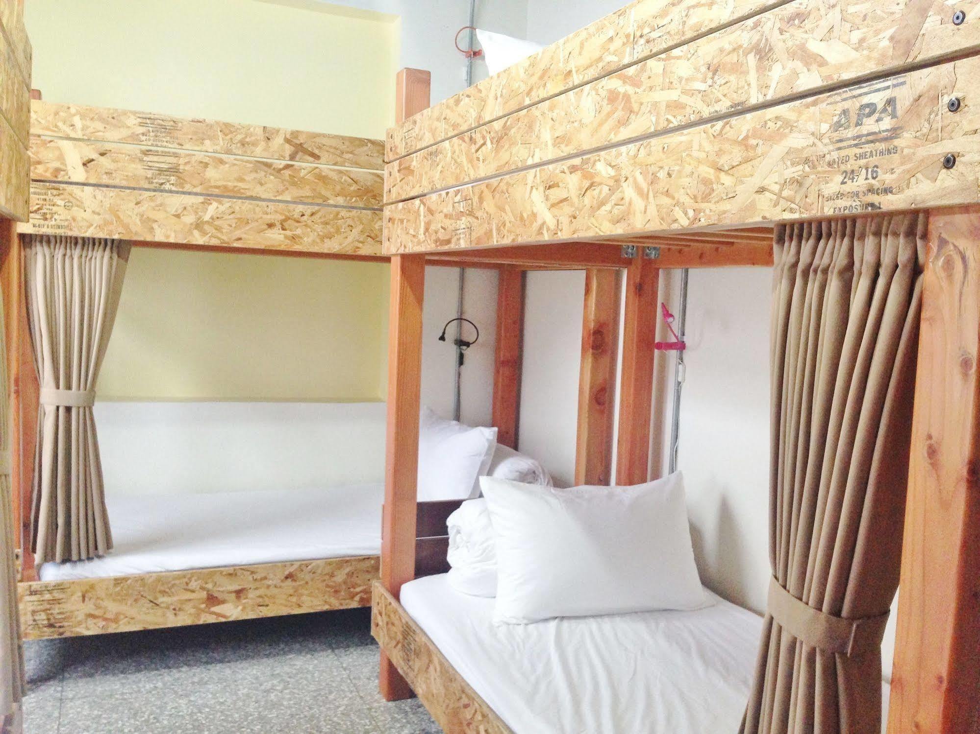 With Inn Hostel Καοσιούνγκ Εξωτερικό φωτογραφία